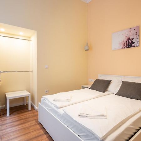 K87- Boutique Apartments, Best Location. By Bqa Budapest Room photo